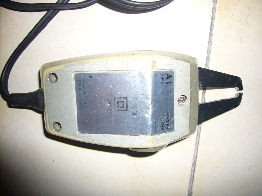 AkaiDemagnetizer50/60HzMin60secs