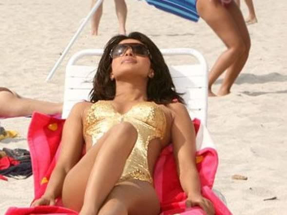 Sexy Priyanka Chopra in bikini from Dostana