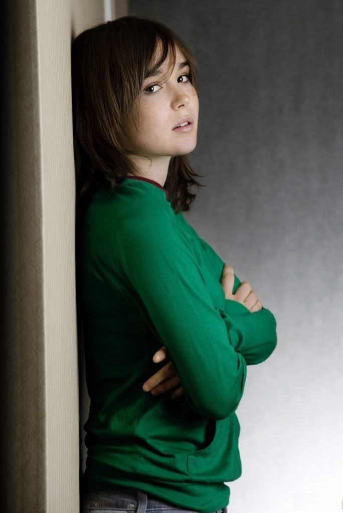 Sexy babe Ellen Page