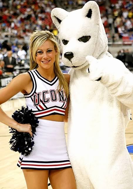 uconn cheerleaders