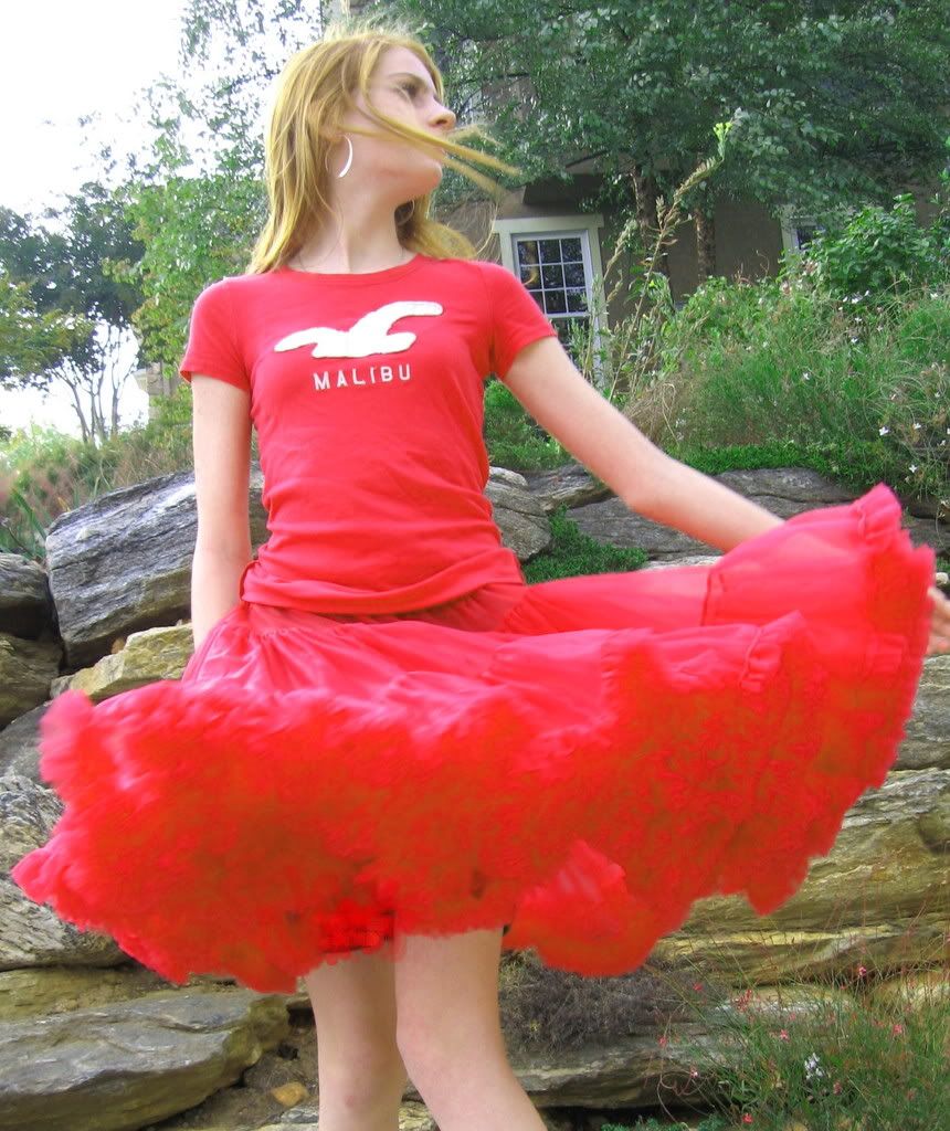 Teenage girl pettiskirt red Pictures, Images and Photos