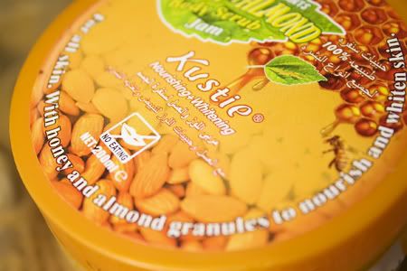 Kustie Body Scrub