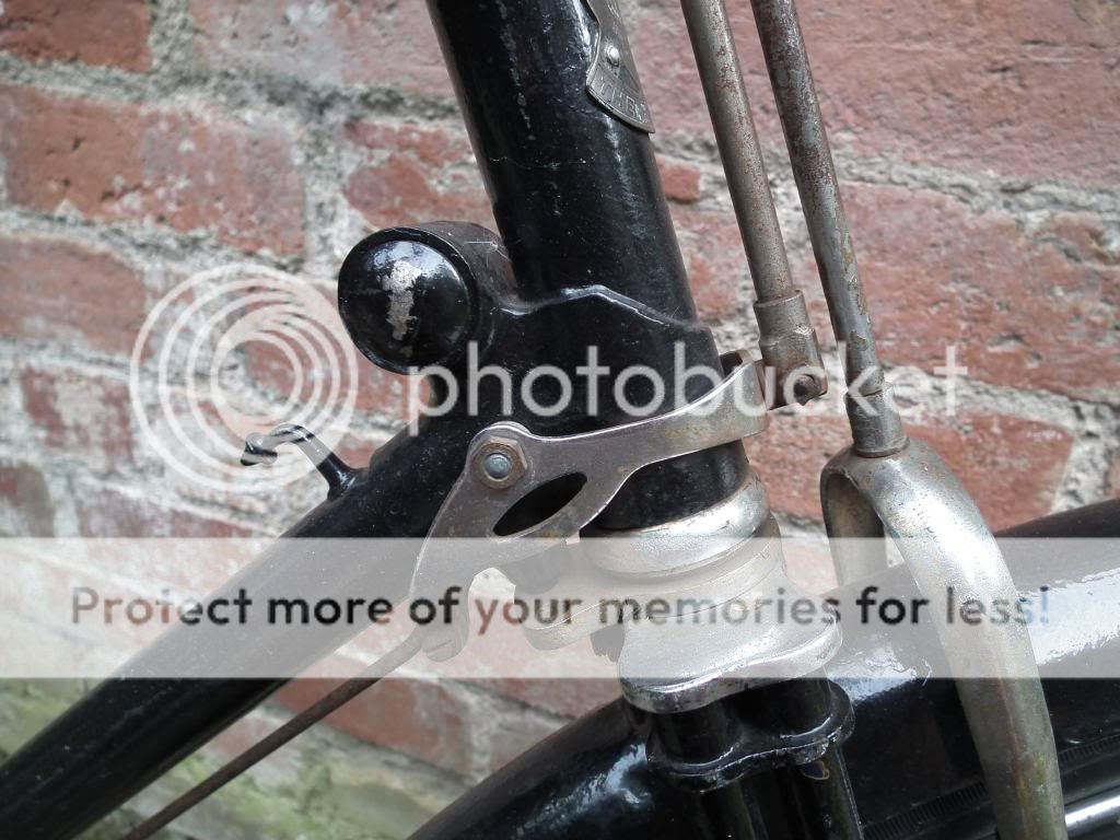 bicycle steering lock